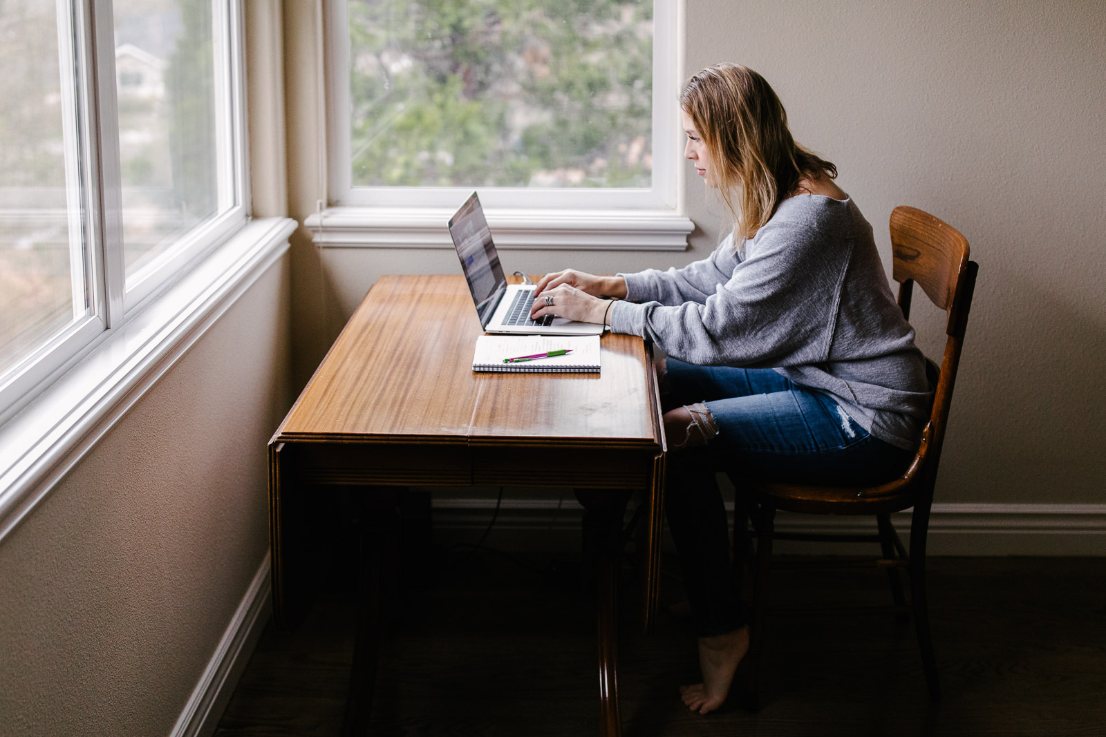BlogDiversification-Tarah Beaven Photography-Click Diversify your blog - add personal content to attract your ideal clients.