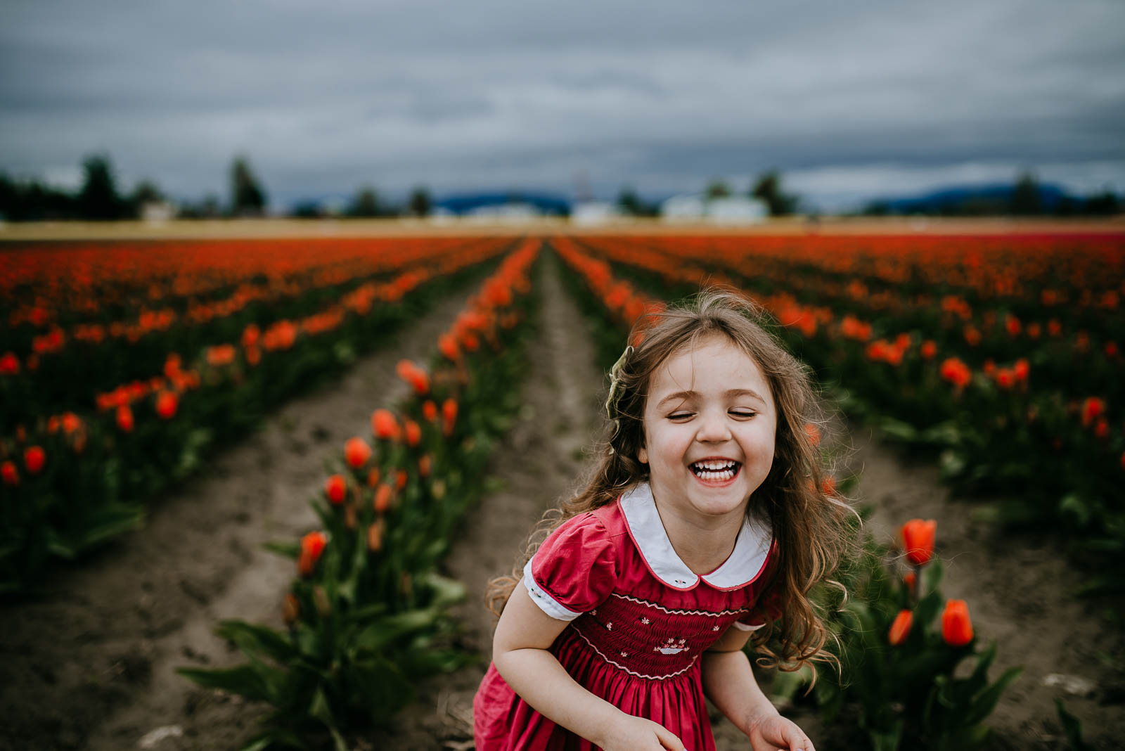 Finding-Your-Unique-Voice-Jess-Buttermore-1 Girl laughing - How to find your photography style in 5 steps