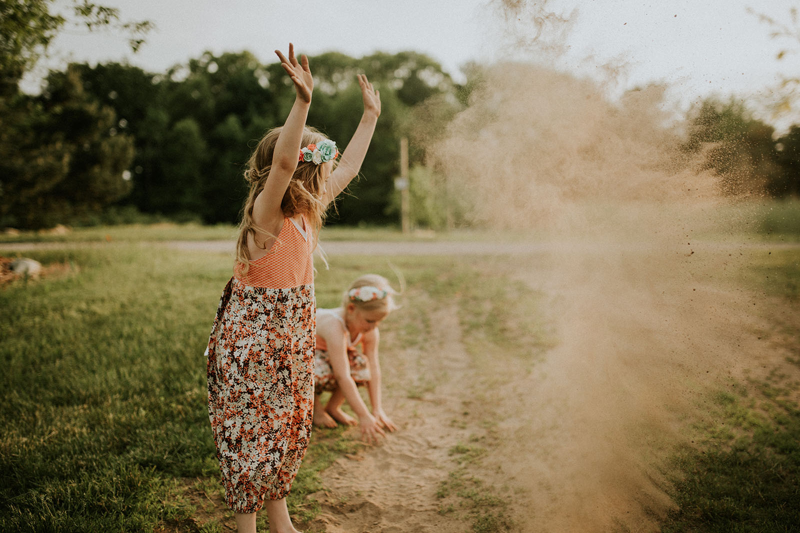 How to make backlight photography tutorial with kids by Sarah Driscoll 10 Backlighting is my absolute favorite. Here are some key components and tips I have learned along the way. | Click Magazine