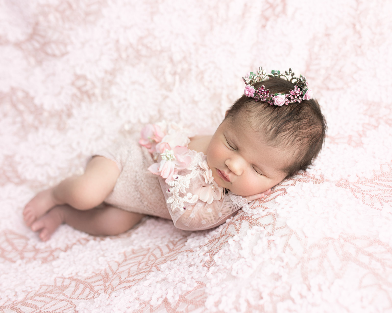 Jefferson-City-MO-newborn-photography-crystal-reddick-8 Newborn baby girl posed on blanket in pink