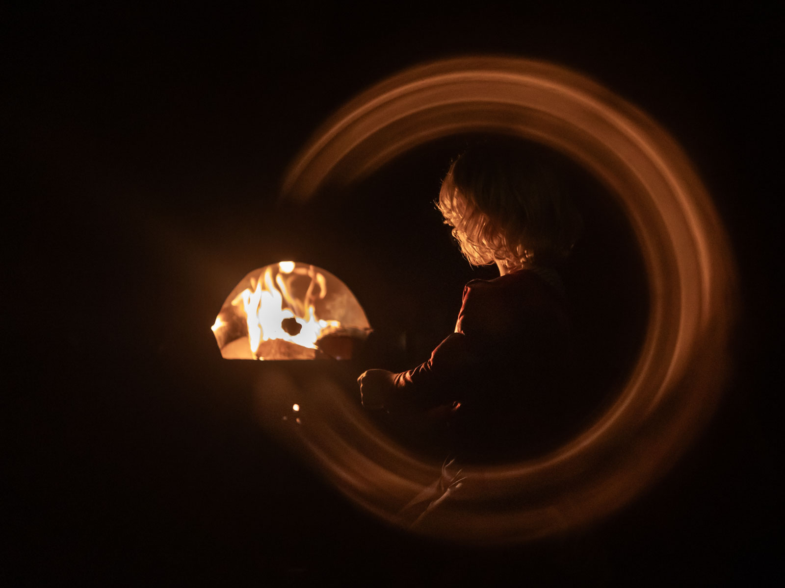 Light-Hackers-Creative-Light-Class-for-Photographers-Low-Light-Image-by-Jo-Martindale-using-light-source-fire
